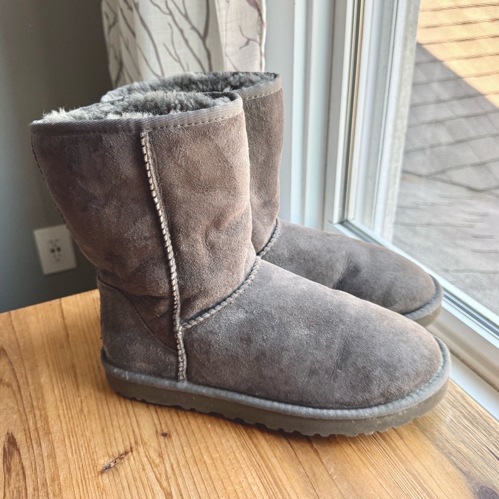 Gray ugg boots 10